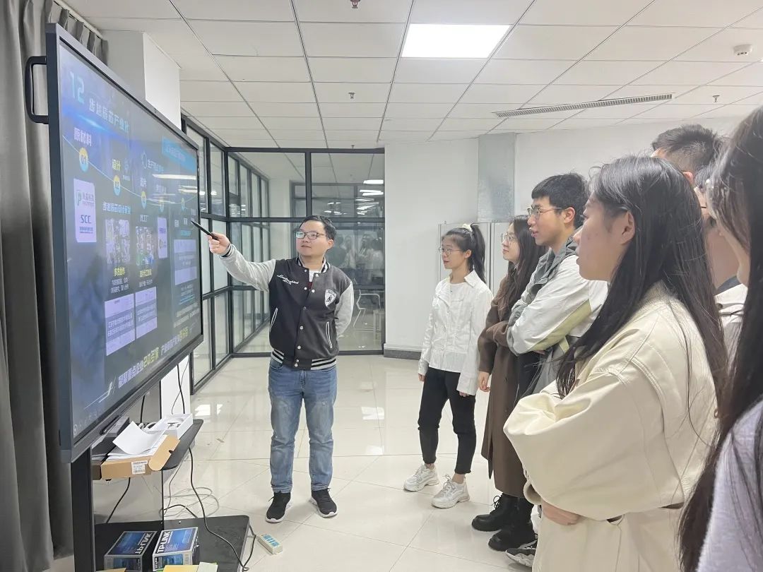 1669252049510820.jpg 1669252049510820.jpg